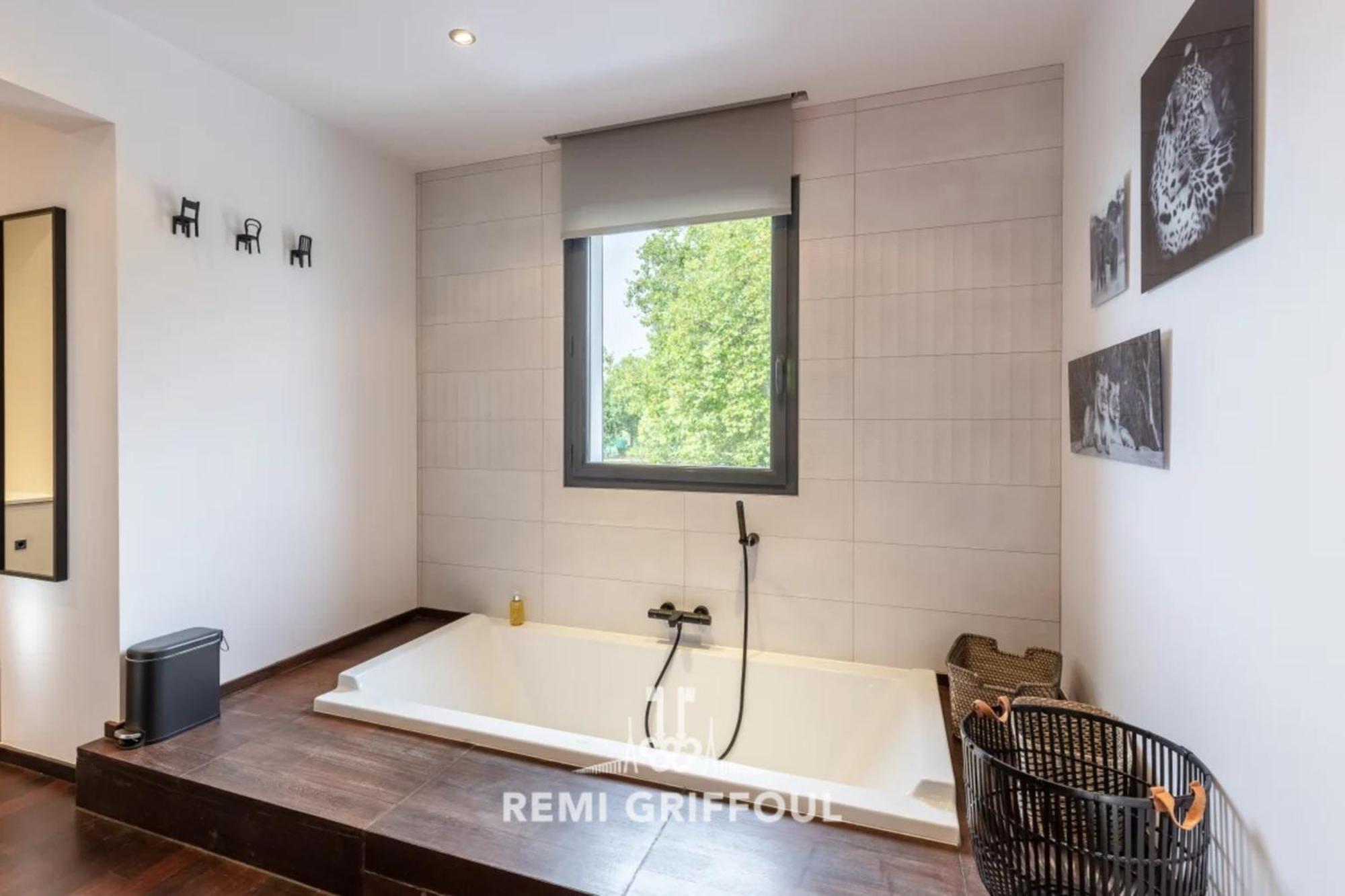 The Cosmopolitan Architect Design Home With Rooftop Jacuzzi 8 Guests Honfleur Exterior photo