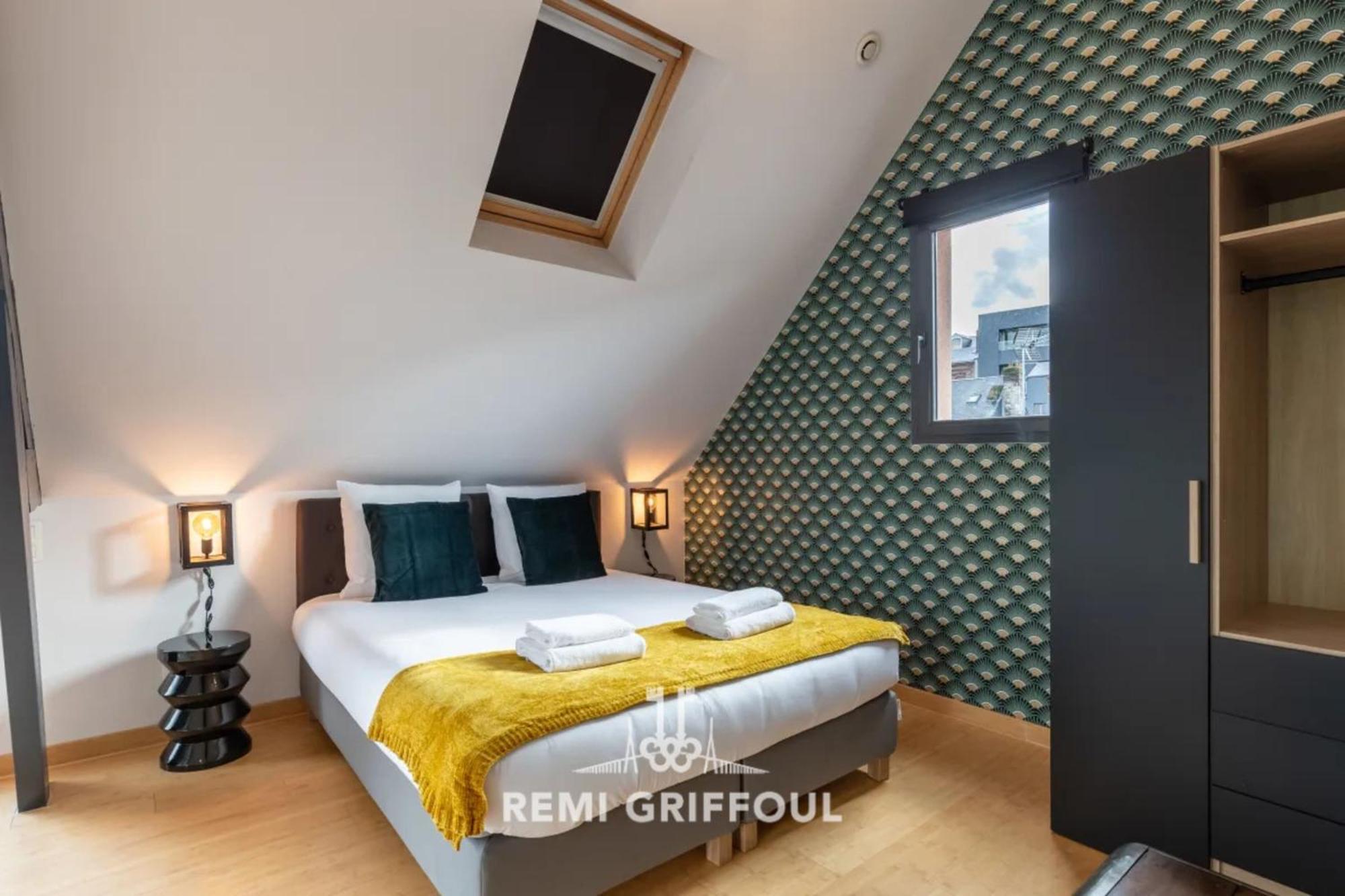 The Cosmopolitan Architect Design Home With Rooftop Jacuzzi 8 Guests Honfleur Exterior photo