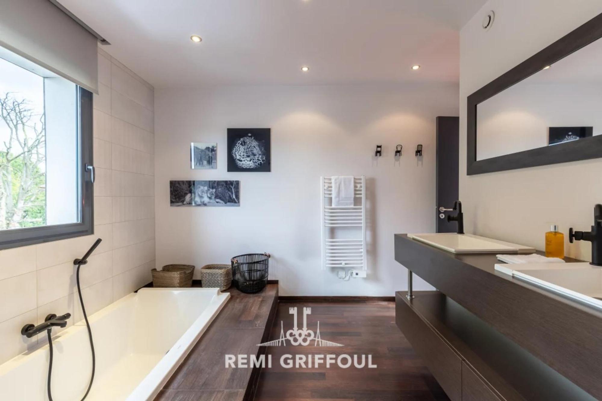 The Cosmopolitan Architect Design Home With Rooftop Jacuzzi 8 Guests Honfleur Exterior photo